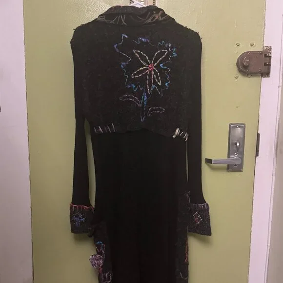 Unique Long Fantazia Sweater Cardigan - Picture 5 of 6